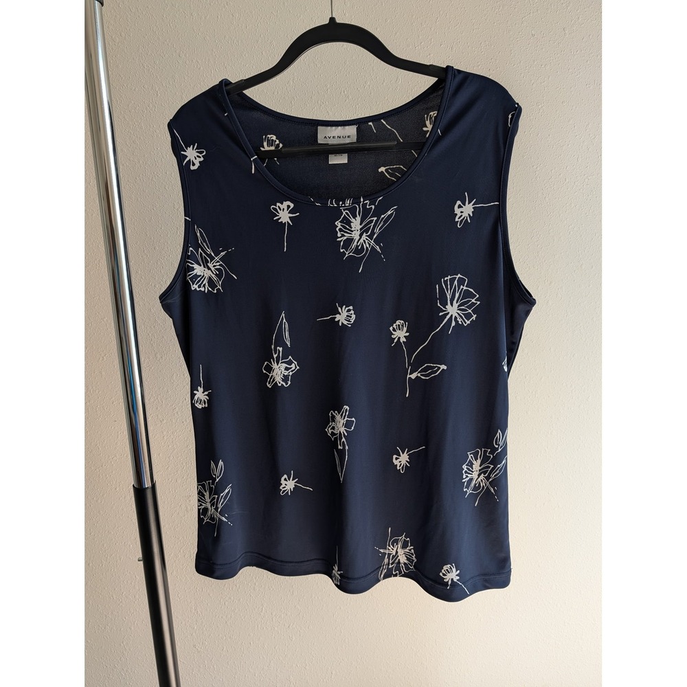 Avenue Womens Navy Blue White Floral Sketch Sleeveless Scoop Neck Top Plus 18/20